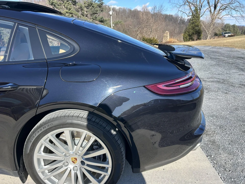2018 Porsche 971 Panamera - Image 14 of 31