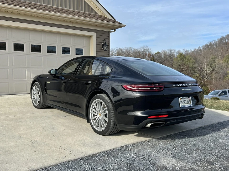 2018 Porsche 971 Panamera - Image 10 of 31