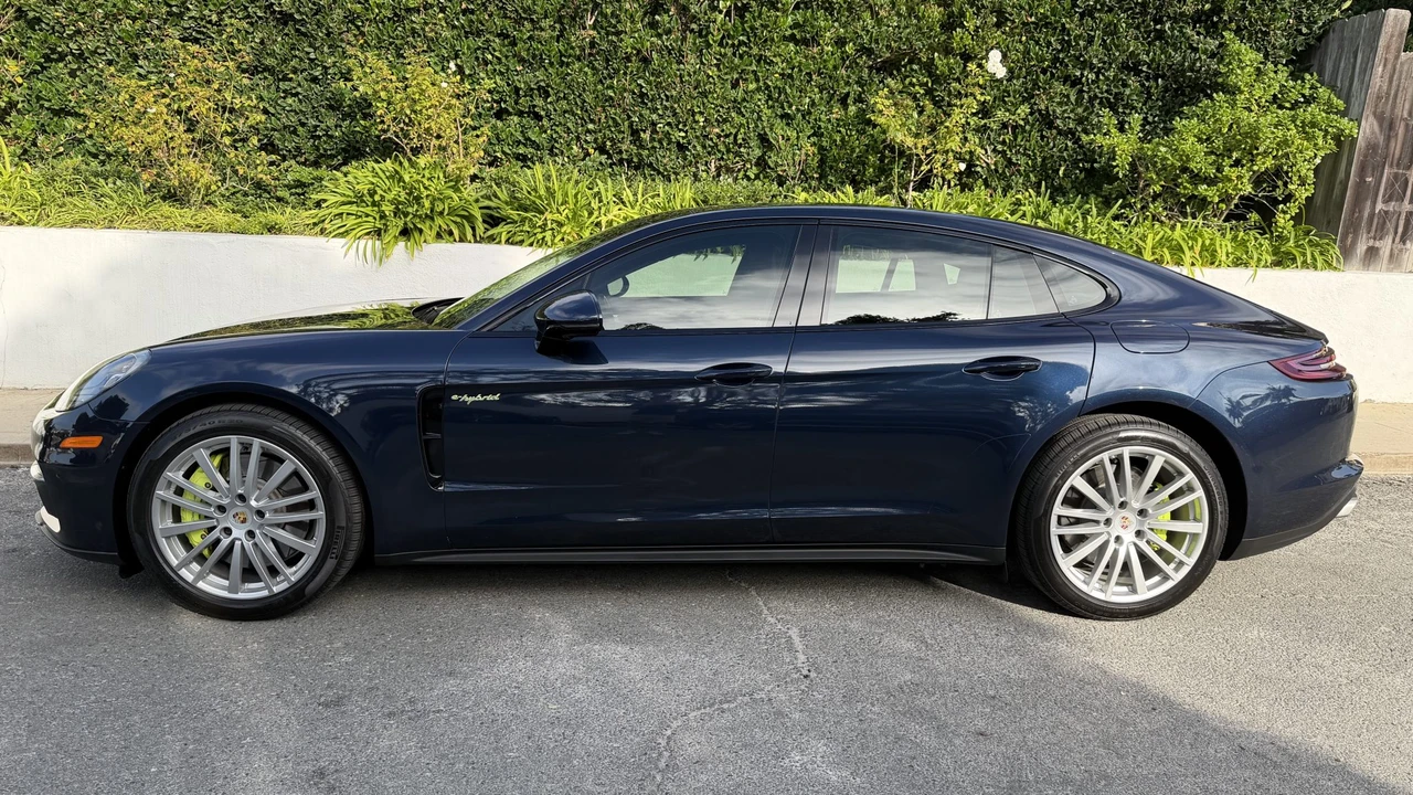 2018 Porsche 971 Panamera - Image 5 of 31
