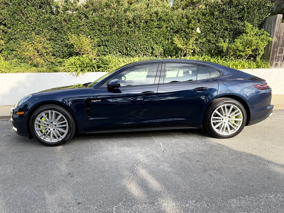 2018 Porsche 971 Panamera - Image 6 of 31