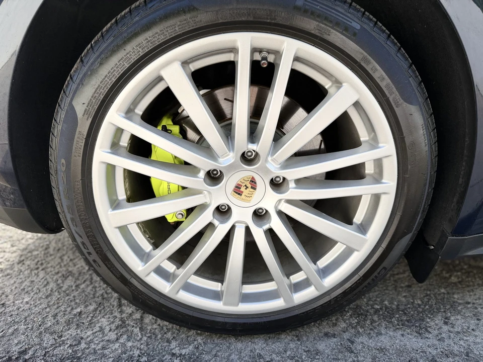 2018 Porsche 971 Panamera - Image 29 of 31