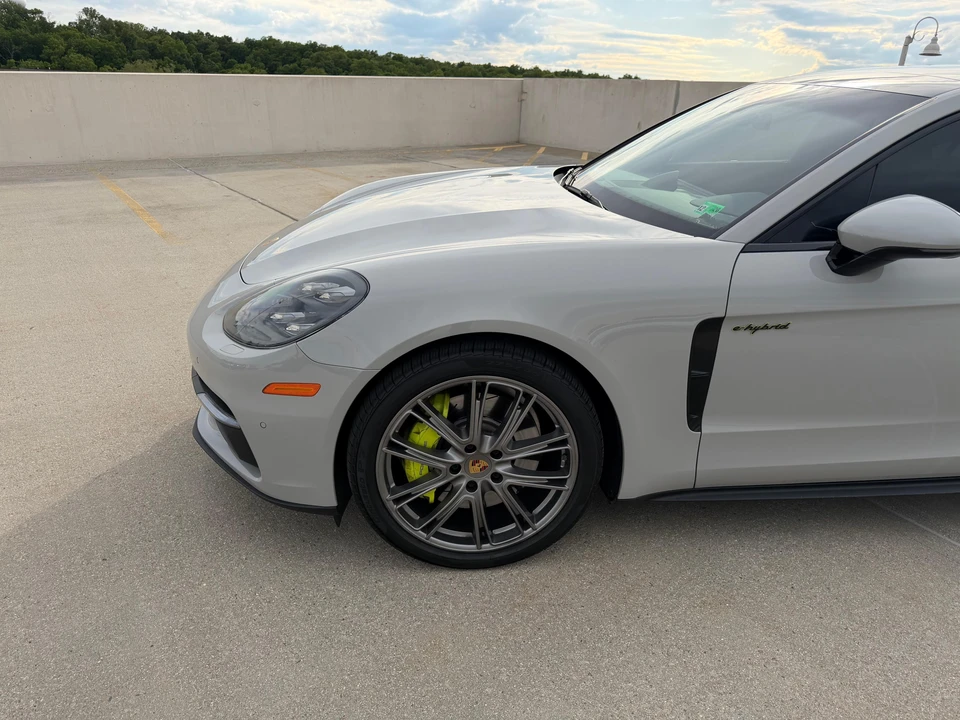 2018 Porsche 971 Panamera - Image 22 of 31