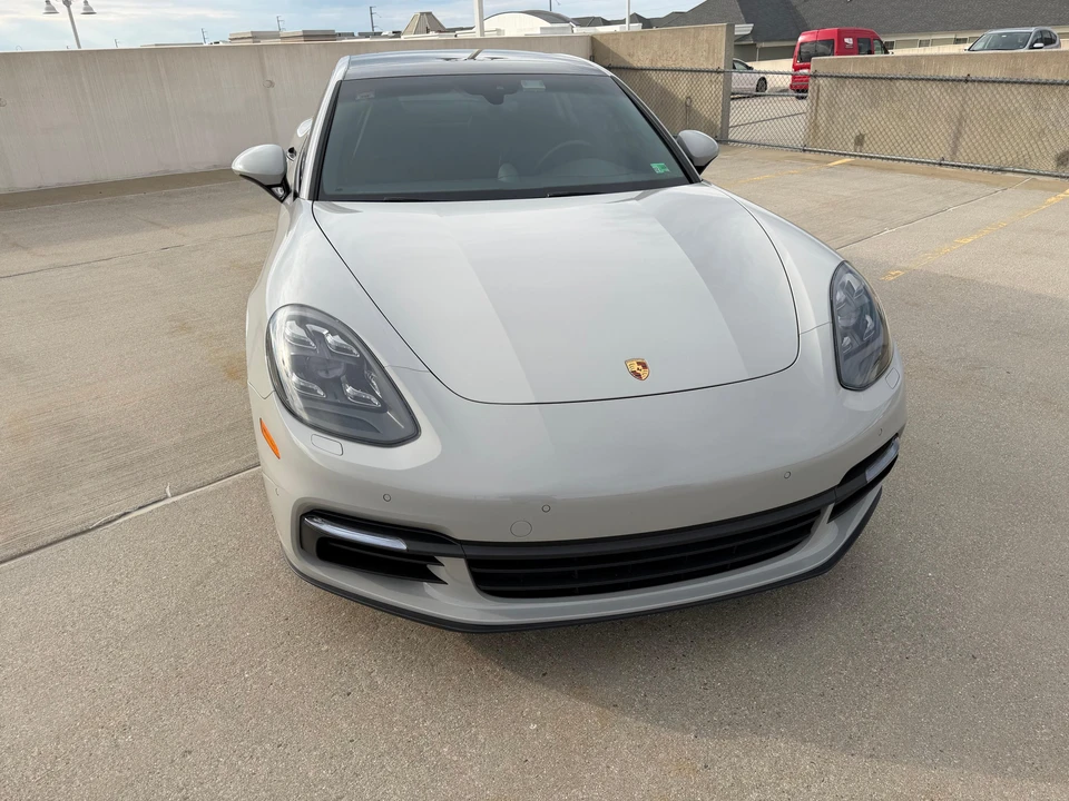 2018 Porsche 971 Panamera - Image 19 of 31