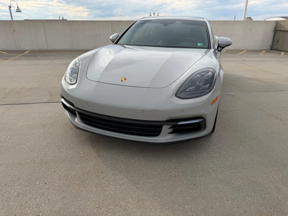 2018 Porsche 971 Panamera - Image 7 of 31