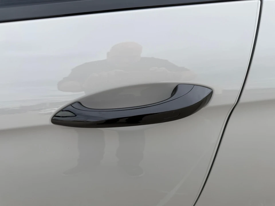 2018 Porsche 971 Panamera - Image 28 of 31