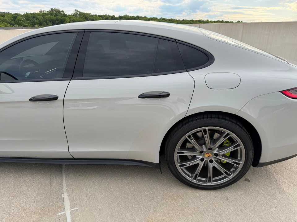 2018 Porsche 971 Panamera - Image 30 of 31