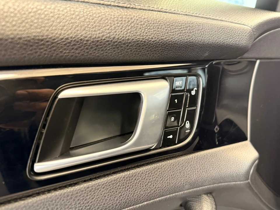 2018 Porsche 971 Panamera - Image 14 of 21