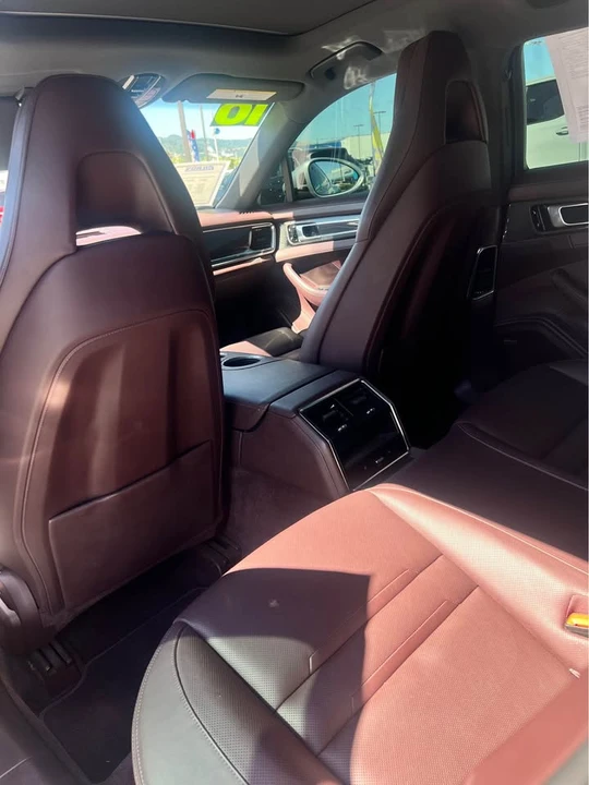 2018 Porsche 971 Panamera - Image 5 of 6