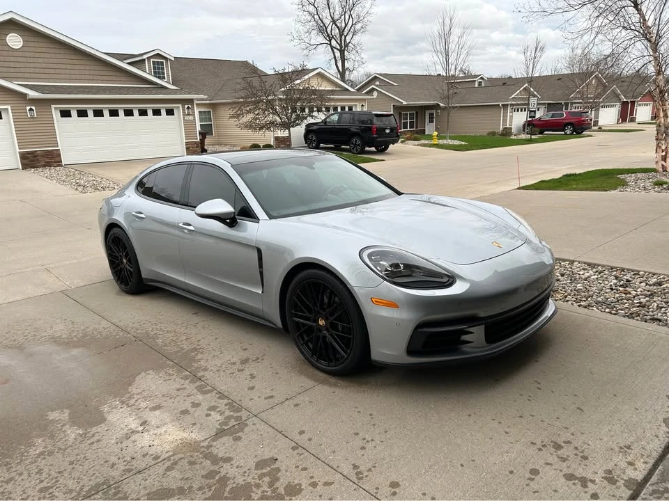 2018 Porsche 971 Panamera - Image 3 of 11