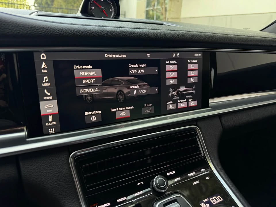 2018 Porsche 971 Panamera - Image 9 of 17