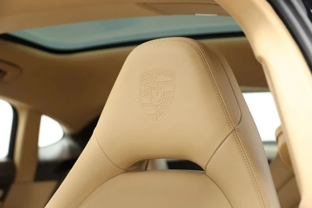 2018 Porsche 971 Panamera - Image 20 of 21