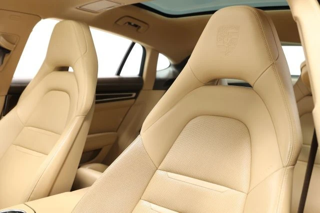2018 Porsche 971 Panamera - Image 18 of 21
