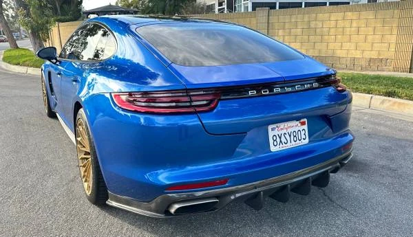 2018 Porsche 971 Panamera - Image 9 of 18
