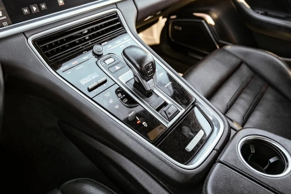 2018 Porsche 971 Panamera - Image 20 of 20