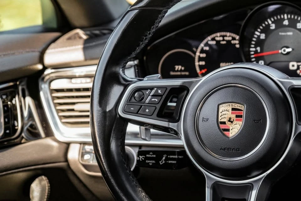2018 Porsche 971 Panamera - Image 13 of 20