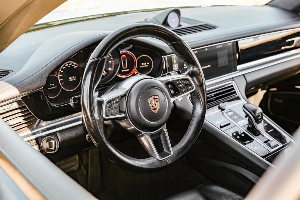 2018 Porsche 971 Panamera - Image 11 of 20