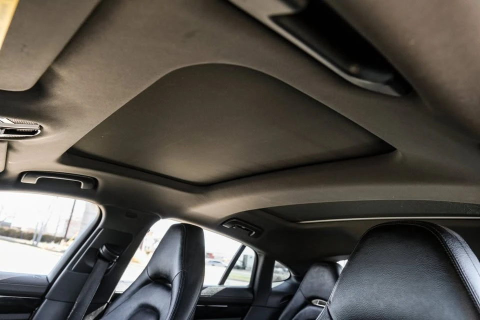 2018 Porsche 971 Panamera - Image 8 of 20