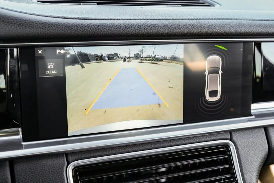 2018 Porsche 971 Panamera - Image 16 of 20