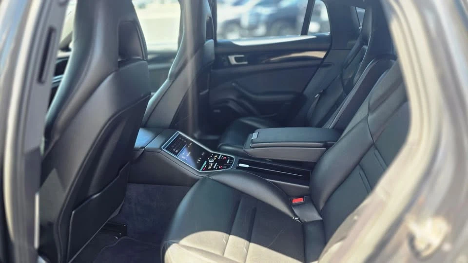 2018 Porsche 971 Panamera - Image 12 of 16