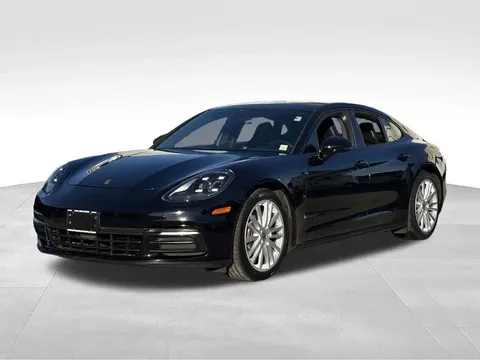 2018 Porsche Panamera 4