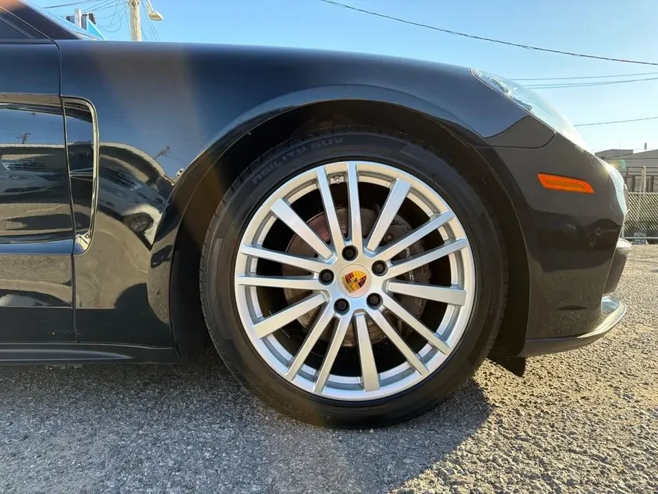 2018 Porsche 971 Panamera - Image 10 of 17