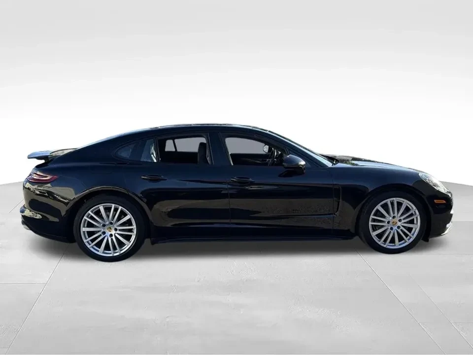 2018 Porsche 971 Panamera - Image 8 of 17