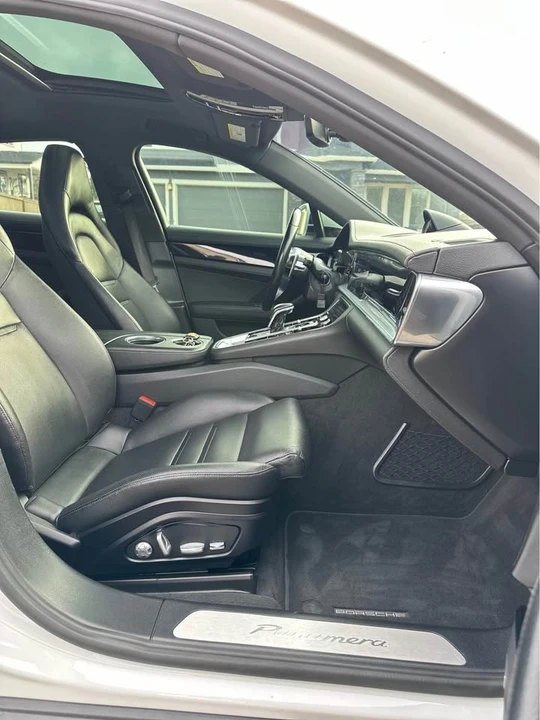 2018 Porsche 971 Panamera - Image 15 of 19