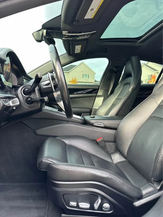 2018 Porsche 971 Panamera - Image 12 of 19