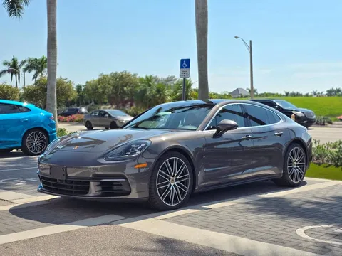 2018 Porsche Panamera 4 S
