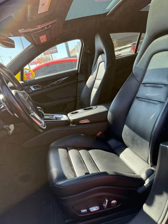 2018 Porsche 971 Panamera - Image 9 of 10