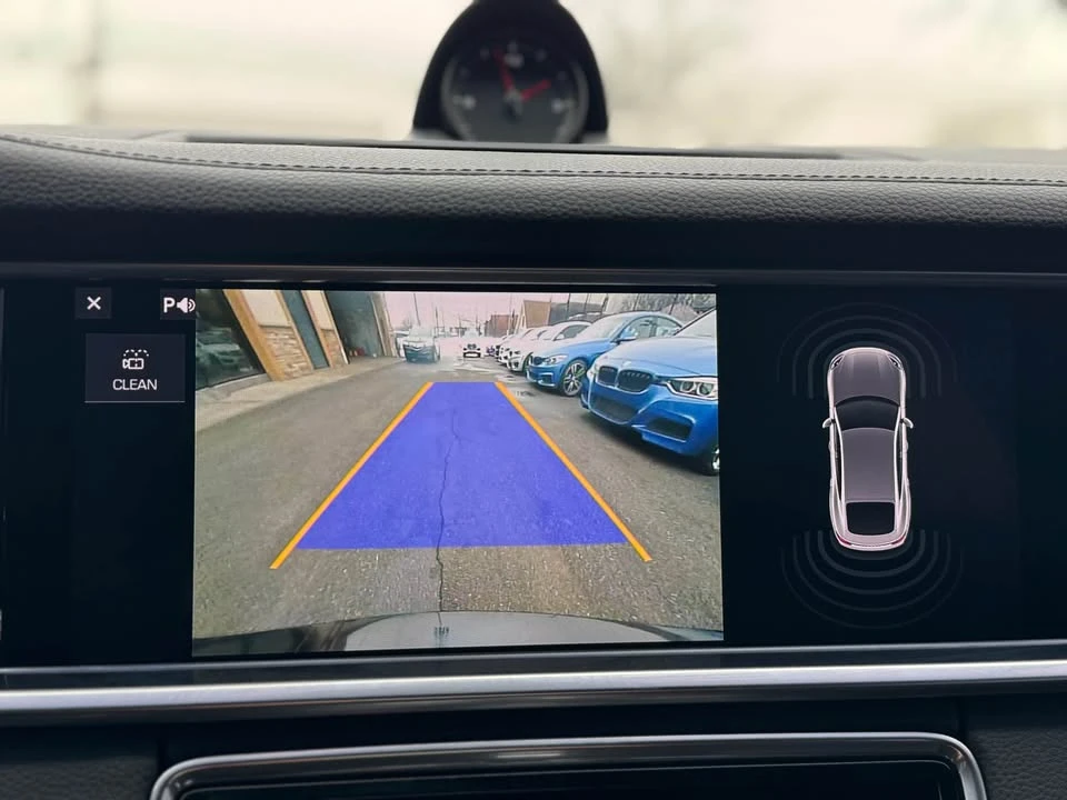 2018 Porsche 971 Panamera - Image 19 of 20