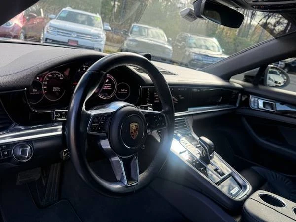2018 Porsche 971 Panamera - Image 4 of 7