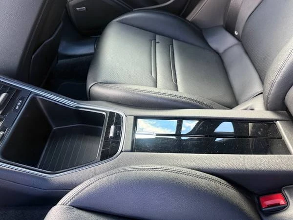 2018 Porsche 971 Panamera - Image 6 of 7