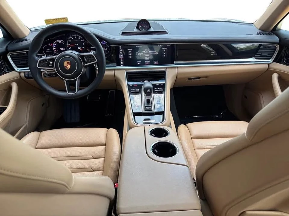 2018 Porsche 971 Panamera - Image 11 of 17