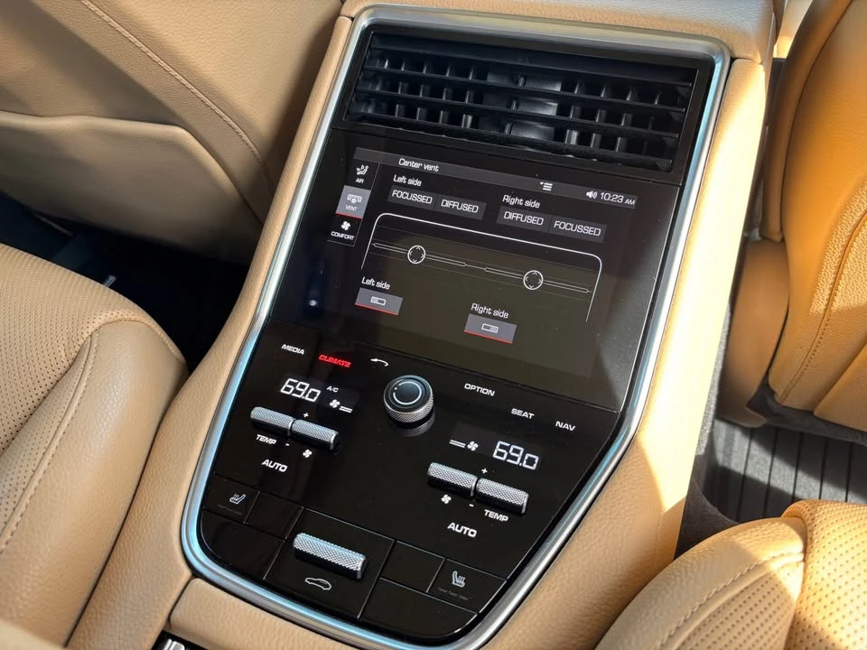 2018 Porsche 971 Panamera - Image 16 of 20