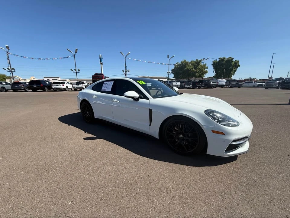 2018 Porsche 971 Panamera - Image 3 of 3