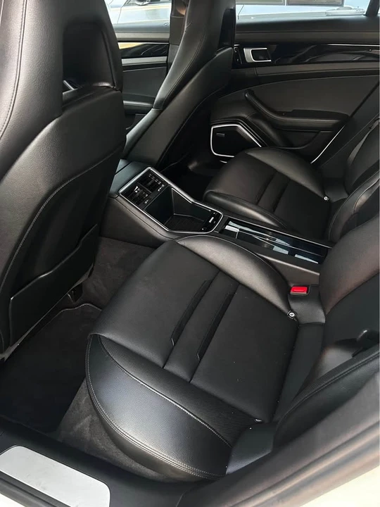 2018 Porsche 971 Panamera - Image 15 of 16