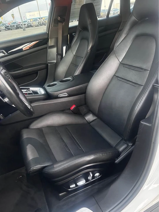 2018 Porsche 971 Panamera - Image 8 of 16
