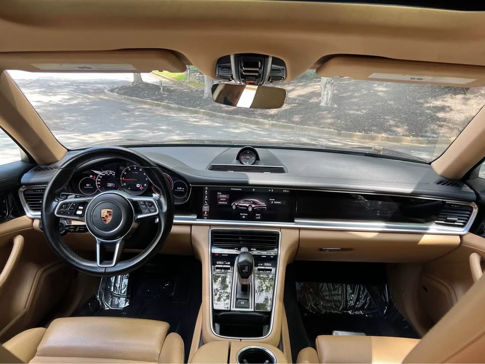 2018 Porsche 971 Panamera - Image 16 of 17