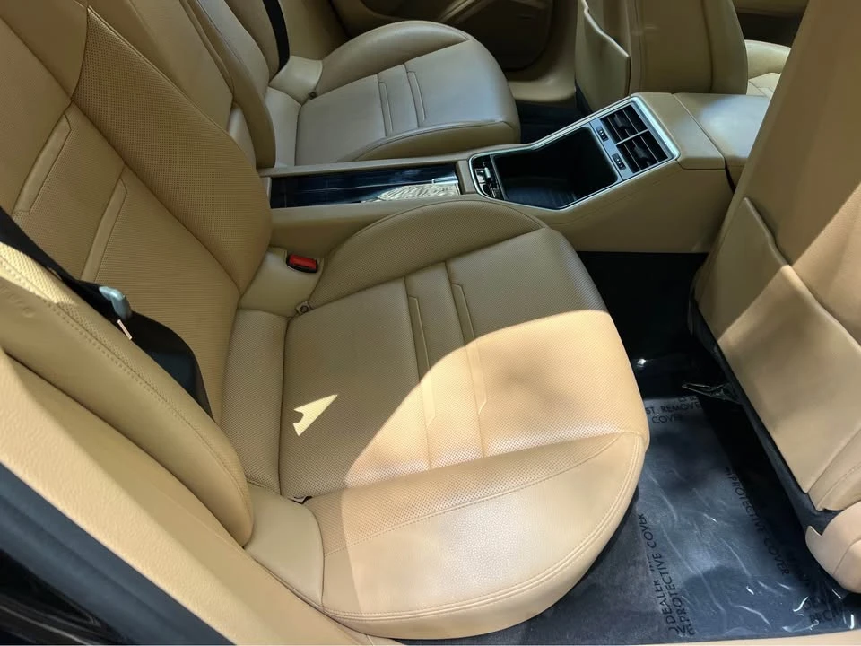 2018 Porsche 971 Panamera - Image 11 of 17