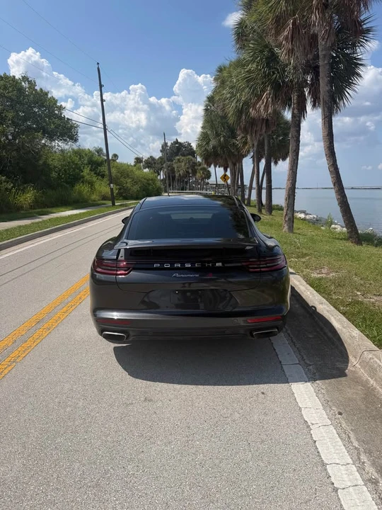 2018 Porsche 971 Panamera - Image 6 of 15
