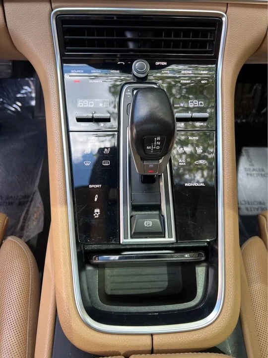2018 Porsche 971 Panamera - Image 13 of 17