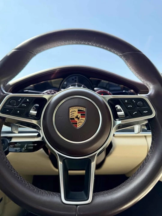 2018 Porsche 971 Panamera - Image 7 of 11