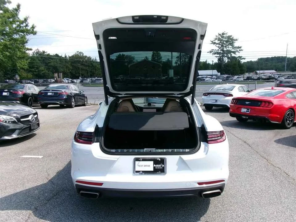 2018 Porsche 971 Panamera - Image 5 of 15