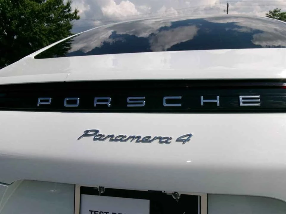 2018 Porsche 971 Panamera - Image 14 of 15