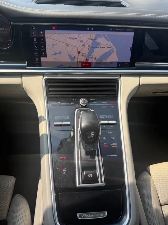 2018 Porsche 971 Panamera - Image 14 of 15