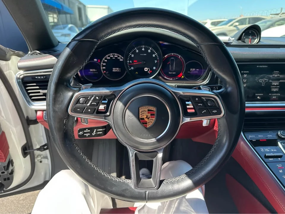 2018 Porsche 971 Panamera - Image 11 of 20