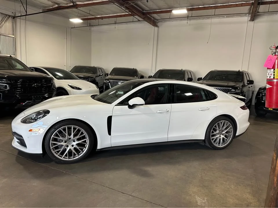 2018 Porsche 971 Panamera - Image 8 of 18