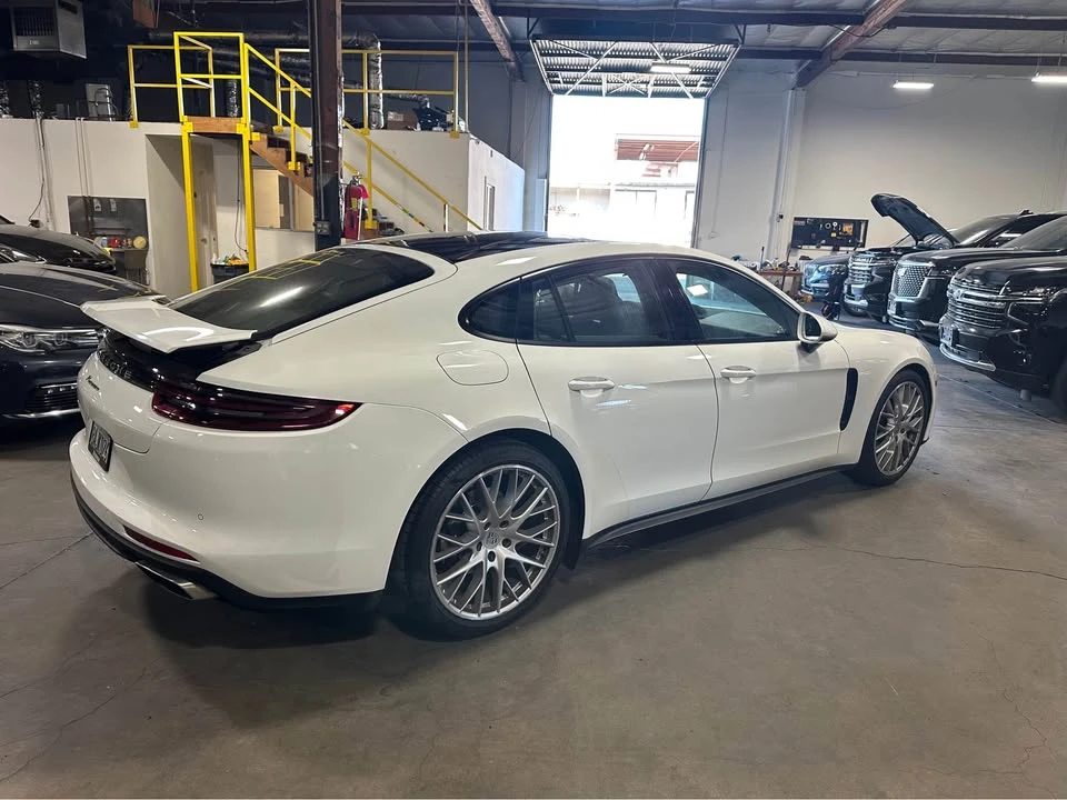 2018 Porsche 971 Panamera - Image 5 of 18