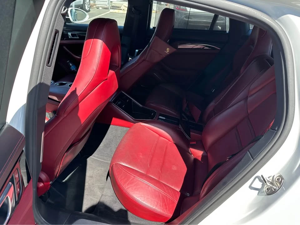 2018 Porsche 971 Panamera - Image 16 of 18